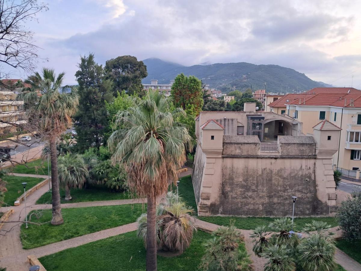 Casa Di Andrea Apartment Albenga Luaran gambar